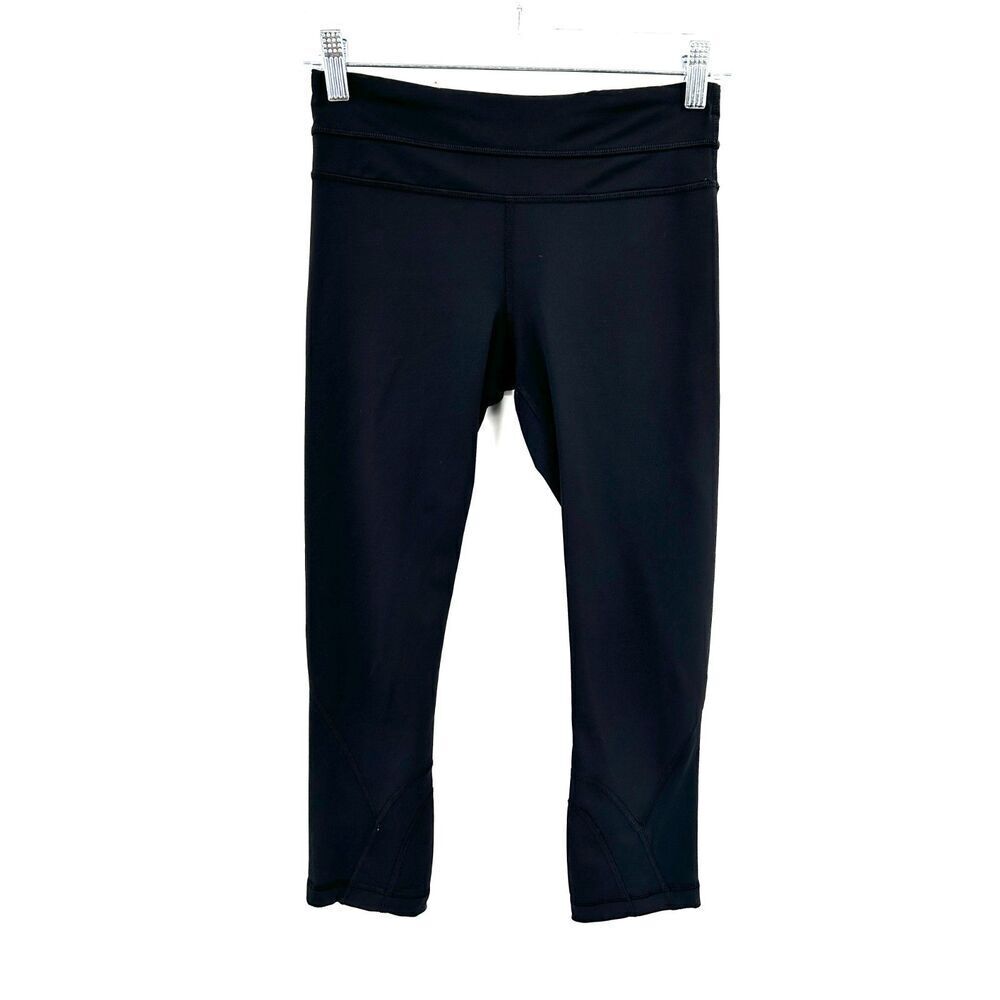 LULULEMON Black Mid Rise Cropped Athletic Stretch Workout Yoga Leggings Size 4